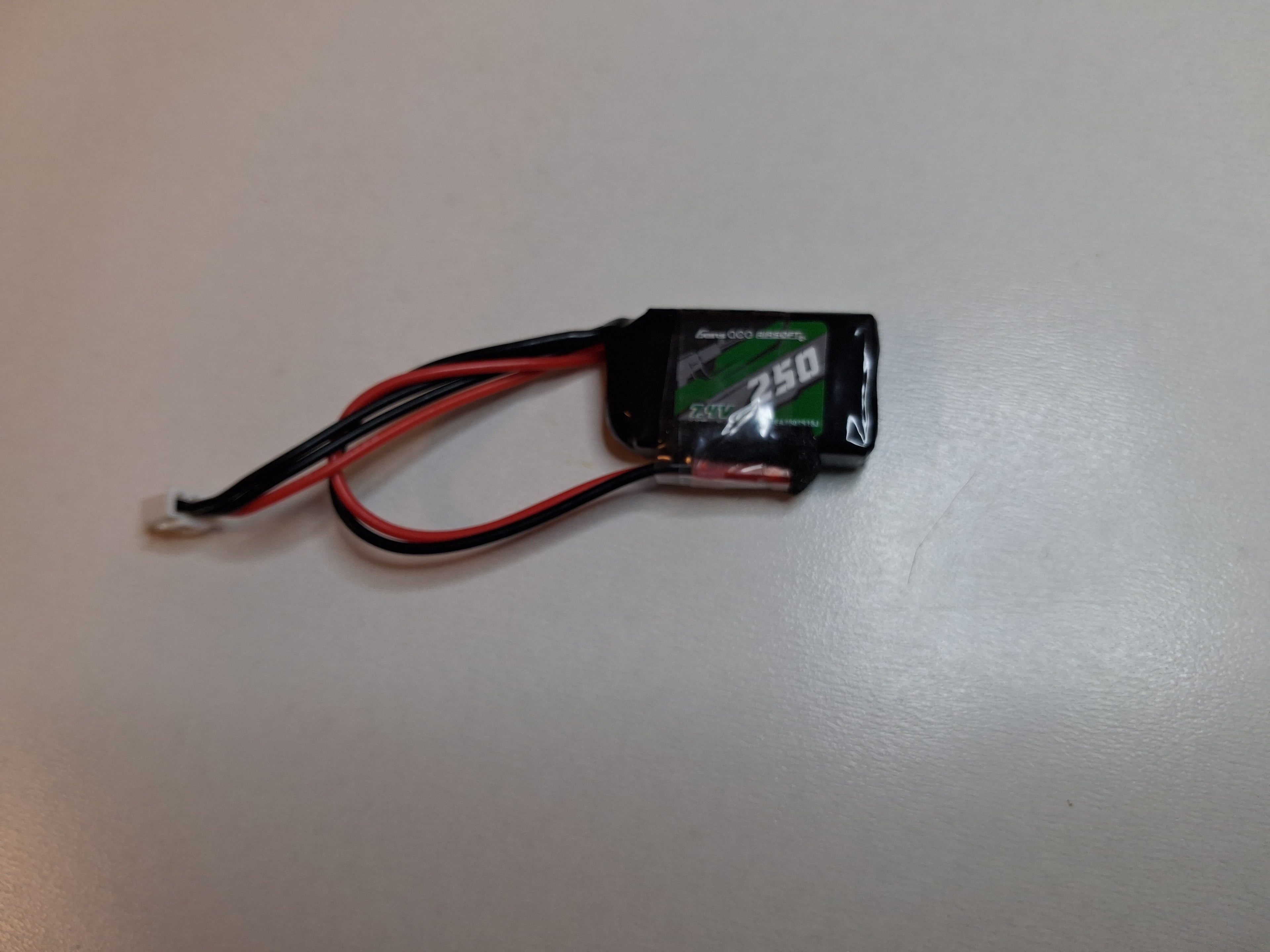 Gens Ace Li-Po 7,4V 250mAh 35C JST