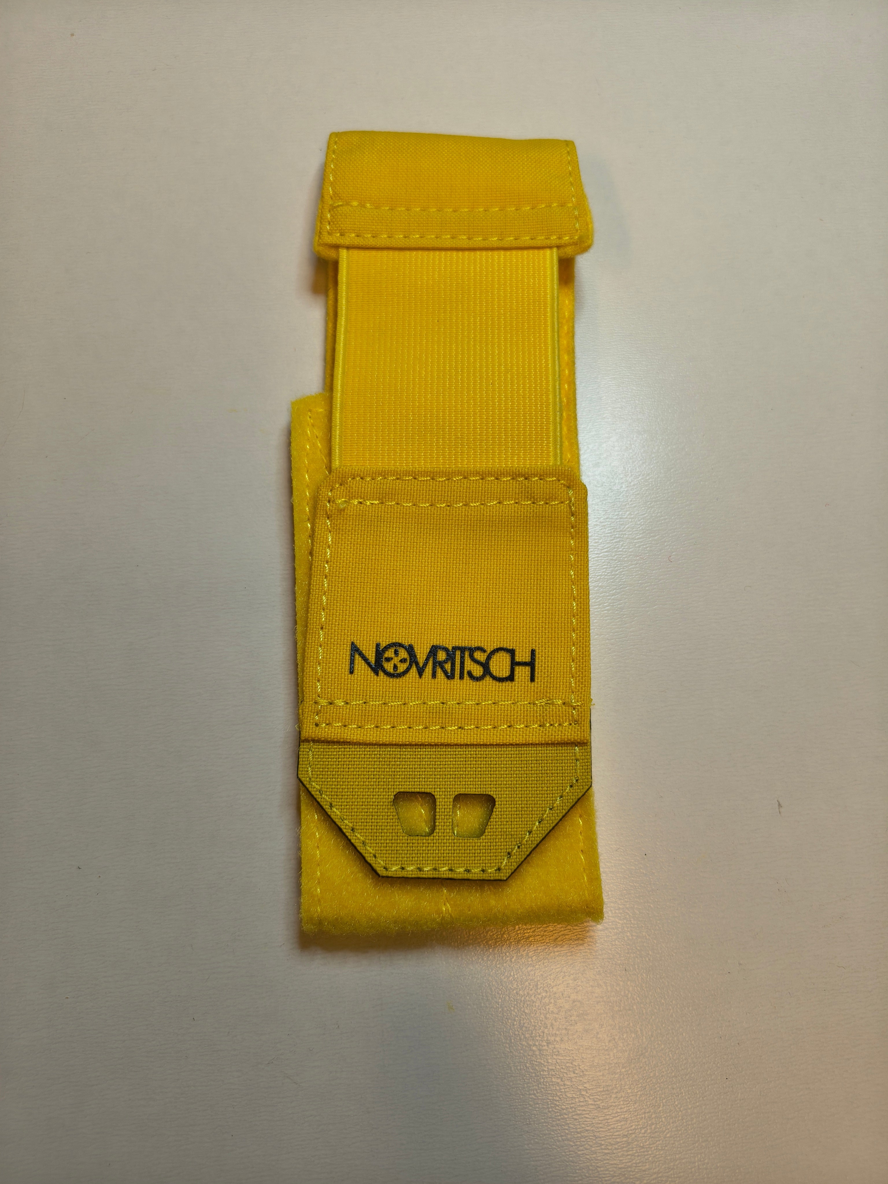 Novritsch keltainen hihanauha