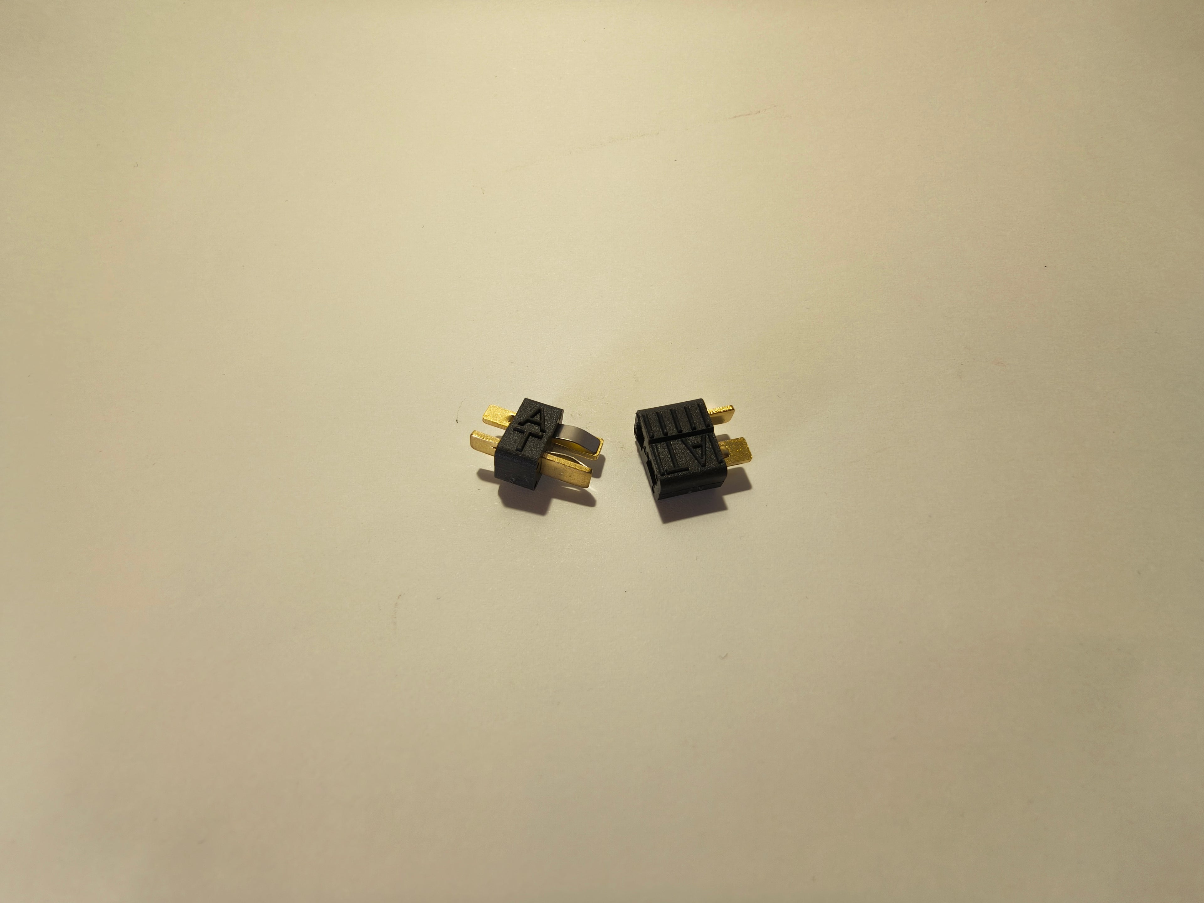 Titan Power Airsoft T-plug, Deans-yhteensopiva liitin pari