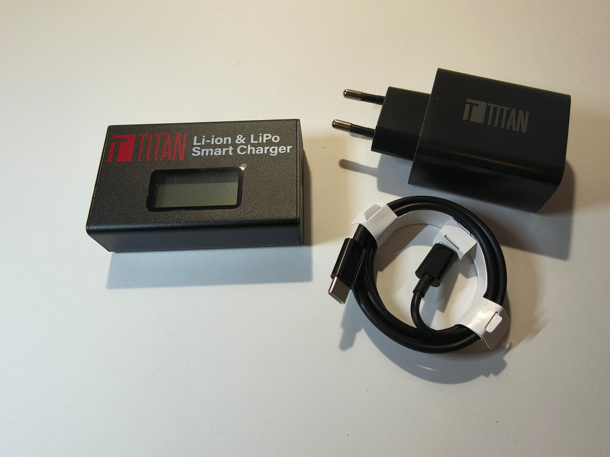 TITAN Li-Pol / Li-Ion DIGITAL CHARGER V2